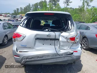 2013 Nissan Pathfinder SL z VIN 5N1AR2MM8DC603989, wystawiony jako IAAI lot #42063091 z przebiegiem 225 000 mil mil oraz . Historia ofert i sprzedaży dostępna na DreamBid. Obrazek 16.