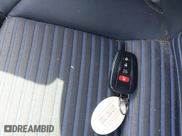 2021 Toyota RAV4 Hybrid XSE z VIN 2T3E6RFV8MW006805, wystawiony jako IAAI lot #41973250 z przebiegiem 77 483 mil mil oraz . Historia ofert i sprzedaży dostępna na DreamBid. Obrazek 11.