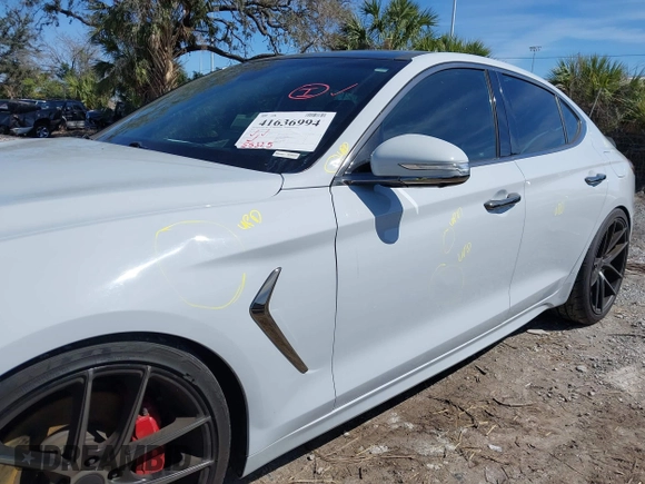 2019 Genesis G70 Dynamic with VIN KMTG34LE8KU031322, listed as a IAAI auction lot 41636994 with 55,325 mi miles and . Bid and sale history available at DreamBid. Image 17.