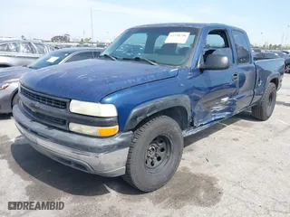 2002 Chevrolet Silverado 1500 Work Truck with VIN 2GCEC19X021368155, listed as a IAAI auction lot 41758746 with 174,877 mi miles. Bid and sale history available at carsss.com. Image 2.