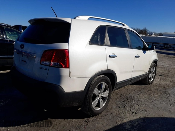 2012 Kia Sorento EX with VIN 5XYKUDA26CG302850, listed as a Copart auction lot 42673165 with 268,069 mi miles and Salvage Title. Bid and sale history available at carsss.com. Image 3.