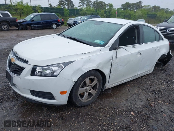 2014 Chevrolet Cruze 1LT with VIN 1G1PC5SB6E7233051, listed as a IAAI auction lot 42214334 with 88,389 mi miles and . Bid and sale history available at DreamBid. Image 2.