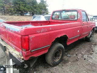 1993 Ford F-250 with VIN 1FTHF26H3PNA72544, listed as a IAAI auction lot 38780171 with 173,061 mi miles and . Bid and sale history available at DreamBid. Image 4.