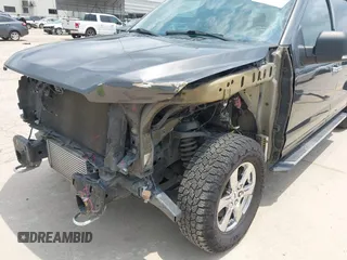 2018 Ford F-150 XL z VIN 1FTEW1EGXJKD18696, wystawiony jako IAAI lot #42128458 z przebiegiem 80 811 mil mil oraz . Historia ofert i sprzedaży dostępna na DreamBid. Obrazek 6.