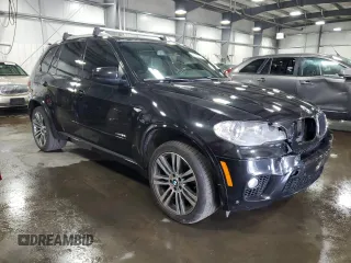 2013 BMW X5 xDrive50i с VIN 5UXZV8C54DL899186, выставлен на аукционе Copart как лот 59593505 с пробегом 141 652 миль миль и Списание • Salvage title. История ставок и продаж доступна на DreamBid. Изображение 4.