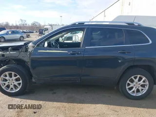 2018 Jeep Cherokee Latitude Plus с VIN 1C4PJMLB3JD601512, выставлен на аукционе IAAI как лот 41963342 с пробегом 142 343 миль миль и . История ставок и продаж доступна на DreamBid. Изображение 15.