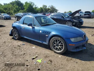 2000 BMW Z3 2.5 with VIN WBACH9341YLF88574, listed as a Copart auction lot 41901735 with 395,118 mi miles and Non repairable. Bid and sale history available at DreamBid. Image 4.