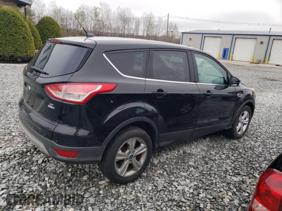 2014 Ford Escape SE with VIN 1FMCU9G94EUA88136, listed as a Copart auction lot 53379805 with 144,286 mi miles and Clean Title. Bid and sale history available at carsss.com. Image 3.