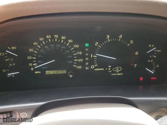2001 Lexus LX 470 with VIN JTJHT00W613501194, listed as a Copart auction lot 58038914 with 312,193 mi miles and Salvage Title. Bid and sale history available at carsss.com. Image 9.