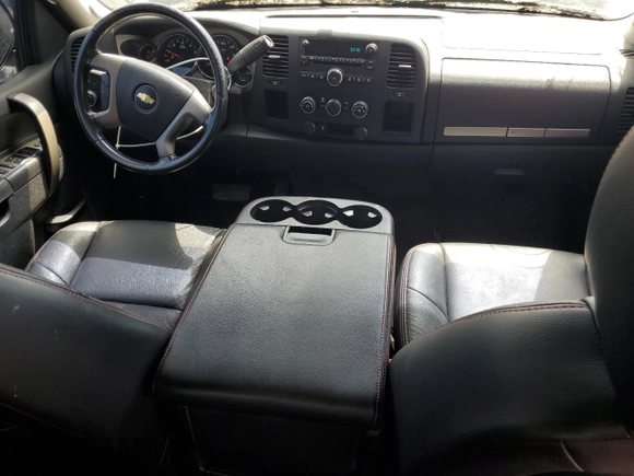 2013 Chevrolet Silverado 1500 LT with VIN 3GCPCSEA5DG293494, listed as a Copart auction lot 64672244 with 78,219 mi miles and Salvage Title. Bid and sale history available at DreamBid. Image 8.