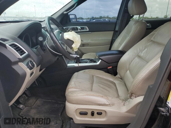 2014 Ford Explorer XLT with VIN 1FM5K7D82EGA54225, listed as a Copart auction lot 56227785 with 220,809 mi miles and Clean title. Bid and sale history available at DreamBid. Image 7.