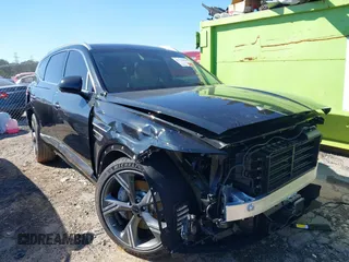 2025 Genesis GV80 z VIN KMUHCESB8SU230772, wystawiony jako IAAI lot #41739606 z przebiegiem 7 515 mil mil oraz . Historia ofert i sprzedaży dostępna na DreamBid. Obrazek 6.