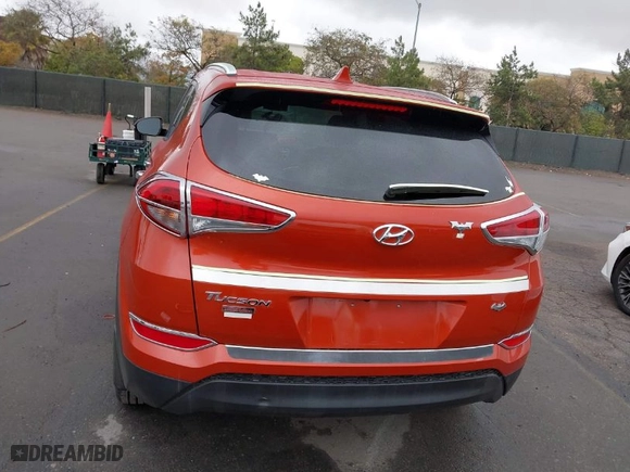 2017 Hyundai Tucson SE with VIN KM8J33A43HU526878, listed as a IAAI auction lot 41782842 with 21,627 mi miles. Bid and sale history available at carsss.com. Image 16.