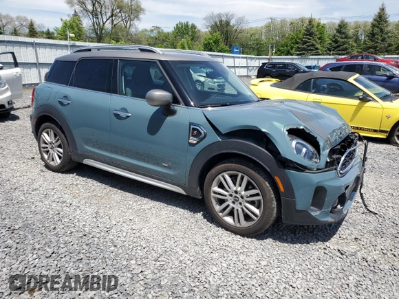 2024 MINI Countryman Cooper S with VIN WMZ83BR03R3R51328, listed as a Copart auction lot 58885025 with 3,089 mi miles and Salvage title. Bid and sale history available at DreamBid. Image 4.