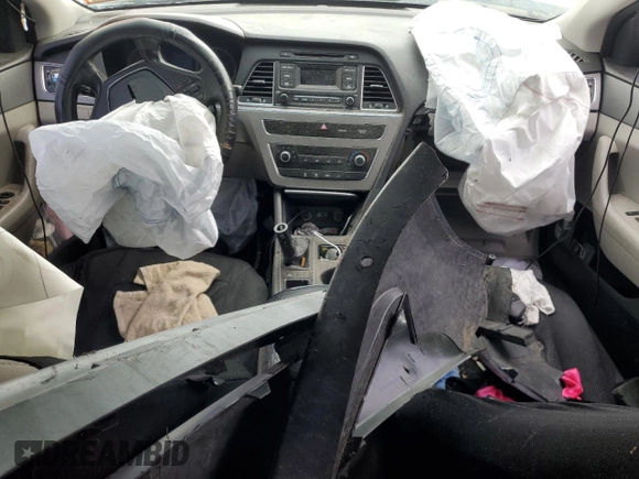 2015 Hyundai Sonata SE z VIN 5NPE24AF3FH142414, wystawiony jako Copart lot #57108445 z przebiegiem 280 483 mil mil oraz Szkoda całkowita • Salvage title. Historia ofert i sprzedaży dostępna na DreamBid. Obrazek 8.