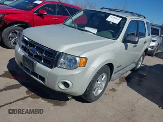 2008 Ford Escape XLS с VIN 1FMCU92ZX8KC32439, выставлен на аукционе IAAI как лот 41793317 с пробегом 115 831 миль миль и . История ставок и продаж доступна на DreamBid. Изображение 2.