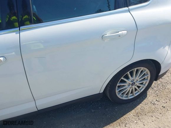 2017 Ford C-Max Energi Titanium with VIN 1FADP5FU9HL111926, listed as a IAAI auction lot 42065792 with 114,265 mi miles. Bid and sale history available at carsss.com. Image 6.