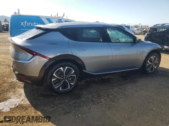 2023 Kia EV6 Wind with VIN KNDC34LA7P5609809, listed as a Copart auction lot 75120834 with 26,977 mi miles and Clean Title. Bid and sale history available at carsss.com. Image 3.