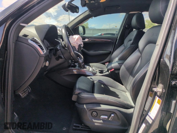 2015 Audi SQ5 Premium Plus z VIN WA1CGAFP1FA139618, wystawiony jako Copart lot #53522835 z przebiegiem 91 418 mil mil oraz Szkody całkowita. Historia ofert i sprzedaży dostępna na DreamBid. Obrazek 7.