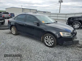 2012 Volkswagen Jetta SE z VIN 3VWBP7AJ4CM113260, wystawiony jako Copart lot #58639525 z przebiegiem 198 316 mil mil oraz Czysty tytuł • Clean title. Historia ofert i sprzedaży dostępna na DreamBid. Obrazek 4.