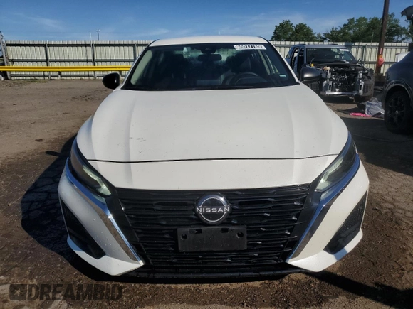 2024 Nissan Altima SV with VIN 1N4BL4DV3RN419589, listed as a Copart auction lot 66077785 with 28,583 mi miles and Clean title. Bid and sale history available at DreamBid. Image 5.