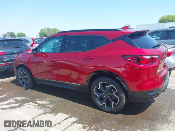 2022 Chevrolet Blazer RS z VIN 3GNKBERS7NS158265, wystawiony jako IAAI lot #42033744 z przebiegiem 60 893 mil mil oraz . Historia ofert i sprzedaży dostępna na DreamBid. Obrazek 14.