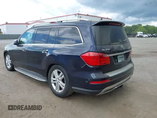 2014 Mercedes-Benz GL 450 с VIN 4JGDF7CE1EA286051, выставлен на аукционе IAAI как лот 42549323 с пробегом 143 640 миль миль и . История ставок и продаж доступна на DreamBid. Изображение 3.