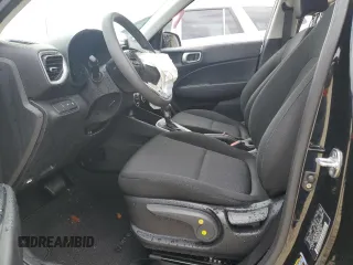 2022 Hyundai Venue SE z VIN KMHRB8A37NU154144, wystawiony jako Copart lot #53203874 z przebiegiem 12 713 mil mil oraz Szkoda całkowita • Salvage title. Historia ofert i sprzedaży dostępna na DreamBid. Obrazek 7.