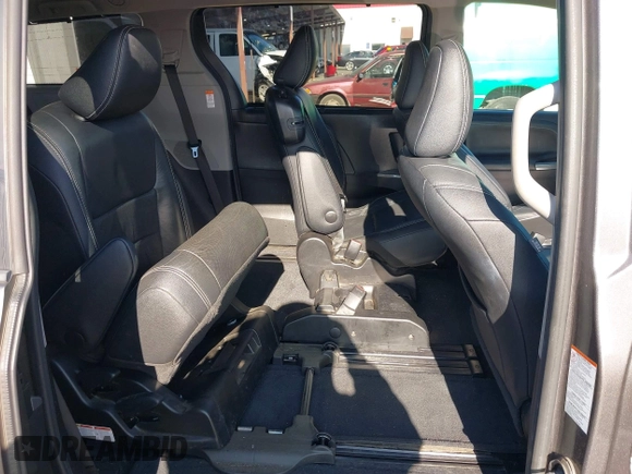 2017 Toyota Sienna SE with VIN 5TDXZ3DC3HS822312, listed as a IAAI auction lot 42588024 with 84,565 mi miles and . Bid and sale history available at DreamBid. Image 8.
