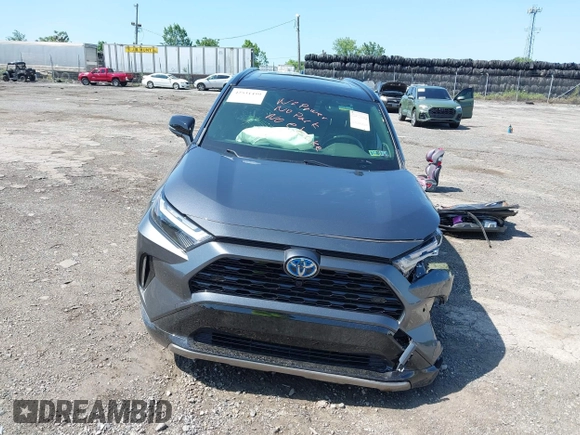 2024 Toyota RAV4 Hybrid XSE z VIN JTME6RFV5RD554443, wystawiony jako IAAI lot #42531459 z przebiegiem Nie podano mil oraz . Historia ofert i sprzedaży dostępna na DreamBid. Obrazek 13.