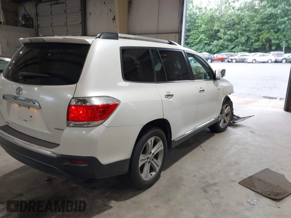 2013 Toyota Highlander Limited with VIN 5TDDK3EH9DS259911, listed as a IAAI auction lot 42350627 with 195,450 mi miles and . Bid and sale history available at DreamBid. Image 4.