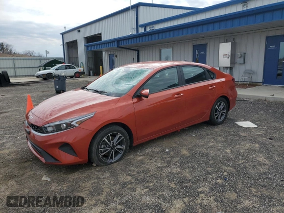 2022 Kia Forte LXS with VIN 3KPF24AD3NE453010, listed as a Copart auction lot 50831915 with 43,756 mi miles and Salvage Title. Bid and sale history available at carsss.com. Image 1.