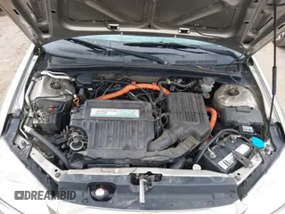 2005 Honda Civic z VIN JHMES96665S015886, wystawiony jako IAAI lot #41448767 z przebiegiem 171 988 mil mil oraz . Historia ofert i sprzedaży dostępna na DreamBid. Obrazek 10.