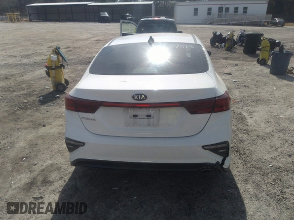 2020 Kia Forte LXS with VIN 3KPF24AD1LE197513, listed as a IAAI auction lot 41694046 with 87,303 mi miles. Bid and sale history available at carsss.com. Image 16.