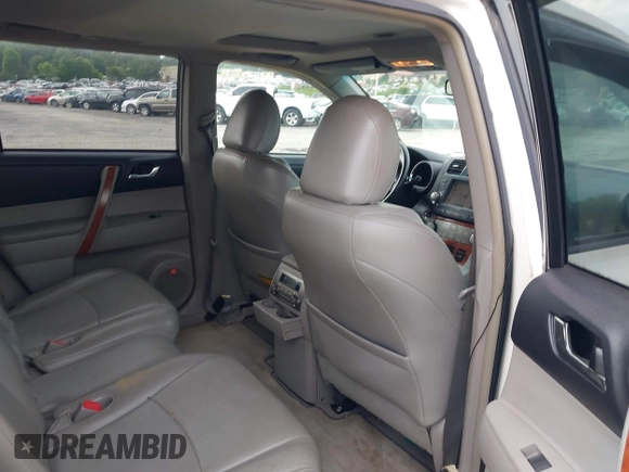 2010 Toyota Highlander Limited with VIN 5TDDK3EHXAS004437, listed as a IAAI auction lot 42497802 with 255,979 mi miles and . Bid and sale history available at DreamBid. Image 8.