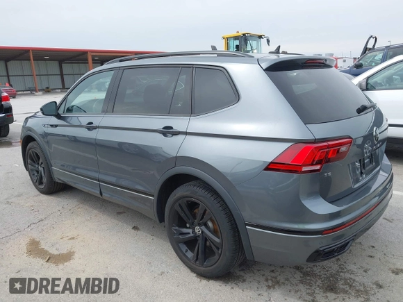 2023 Volkswagen Tiguan SE R-Line Black с VIN 3VVCB7AX5PM039767, выставлен на аукционе IAAI как лот 42014072 с пробегом 18 424 миль миль и . История ставок и продаж доступна на DreamBid. Изображение 15.