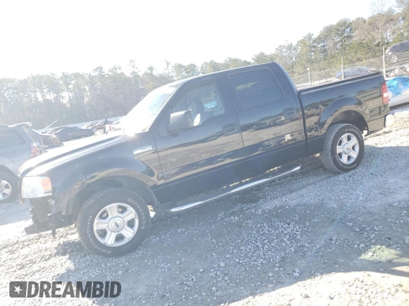2004 Ford F-150 XLT with VIN 1FTRW12W44KC03478, listed as a Copart auction lot 41484105 with 211,176 mi miles and Salvage Title. Bid and sale history available at carsss.com. Image 1.