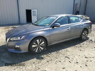 2021 Nissan Altima SV with VIN 1N4BL4DV6MN396172, listed as a Copart auction lot 48780375 with 42,839 mi miles and Clean Title. Bid and sale history available at carsss.com. Image 1.
