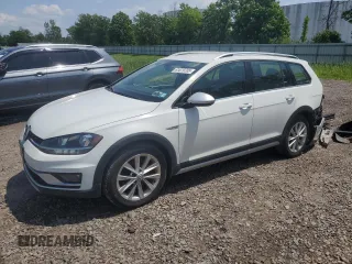 2019 Volkswagen Golf S z VIN 3VWM17AU4KM523205, wystawiony jako Copart lot #61679705 z przebiegiem 121 377 mil mil oraz Szkoda całkowita • Salvage title. Historia ofert i sprzedaży dostępna na DreamBid. Obrazek 1.