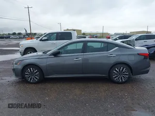 2024 Nissan Altima SV with VIN 1N4BL4DV2RN313134, listed as a IAAI auction lot 42653527 with 45,653 mi miles and . Bid and sale history available at DreamBid. Image 14.