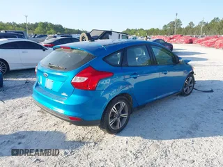 2014 Ford Focus SE with VIN 1FADP3K21EL403591, listed as a IAAI auction lot 42031946 with 132,630 mi miles. Bid and sale history available at carsss.com. Image 4.