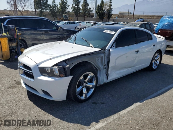 2013 Dodge Charger SE z VIN 2C3CDXBG3DH549962, wystawiony jako Copart lot #55110985 z przebiegiem 183 071 mil mil oraz Szkoda całkowita • Salvage title. Historia ofert i sprzedaży dostępna na DreamBid. Obrazek 1.