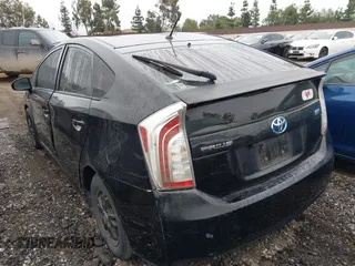 2013 Toyota Prius One with VIN JTDKN3DU6D0338436, listed as a IAAI auction lot 41881367 with 172,968 mi miles. Bid and sale history available at carsss.com. Image 3.