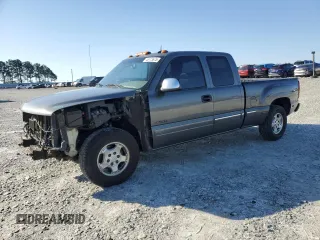 2002 Chevrolet Silverado 1500 LT with VIN 2GCEC19TX21376728, listed as a Copart auction lot 48773675 with 231,559 mi miles and Salvage Title. Bid and sale history available at DreamBid. Image 1.