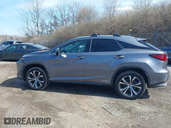 2019 Lexus RX with VIN 2T2BGMCA9KC033678, listed as a IAAI auction lot 41887500 with 42,382 mi miles. Bid and sale history available at carsss.com. Image 15.