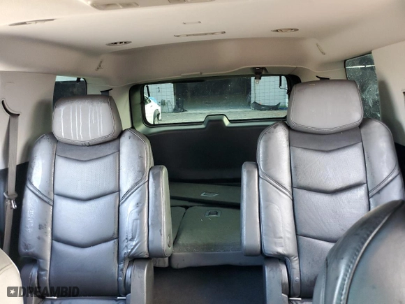2019 Cadillac Escalade Luxury with VIN 1GYS3BKJ3KR135502, listed as a Copart auction lot 79739014 with 0 mi miles and Non Repairable. Bid and sale history available at carsss.com. Image 10.