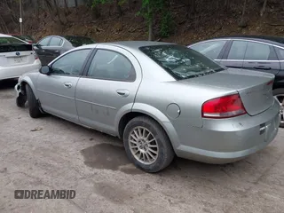 2004 Chrysler Sebring LXi z VIN 1C3EL56R94N401964, wystawiony jako IAAI lot #42315832 z przebiegiem 89 243 mil mil oraz . Historia ofert i sprzedaży dostępna na DreamBid. Obrazek 3.