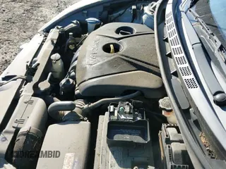 2014 Hyundai Elantra Limited с VIN KMHDH4AE3EU050186, выставлен на аукционе IAAI как лот 43059725 с пробегом 97 288 миль миль и . История ставок и продаж доступна на DreamBid. Изображение 18.