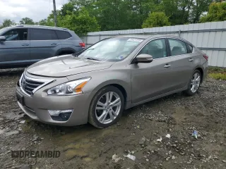 2013 Nissan Altima SV z VIN 1N4BL3AP9DC187441, wystawiony jako Copart lot #58827225 z przebiegiem 109 442 mil mil oraz Szkoda całkowita • Salvage title. Historia ofert i sprzedaży dostępna na DreamBid. Obrazek 1.