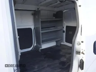 2020 Nissan NV200 S с VIN 3N6CM0KN5LK711309, выставлен на аукционе Copart как лот 56420745 с пробегом 40 087 миль миль и Списание • Salvage title. История ставок и продаж доступна на DreamBid. Изображение 6.